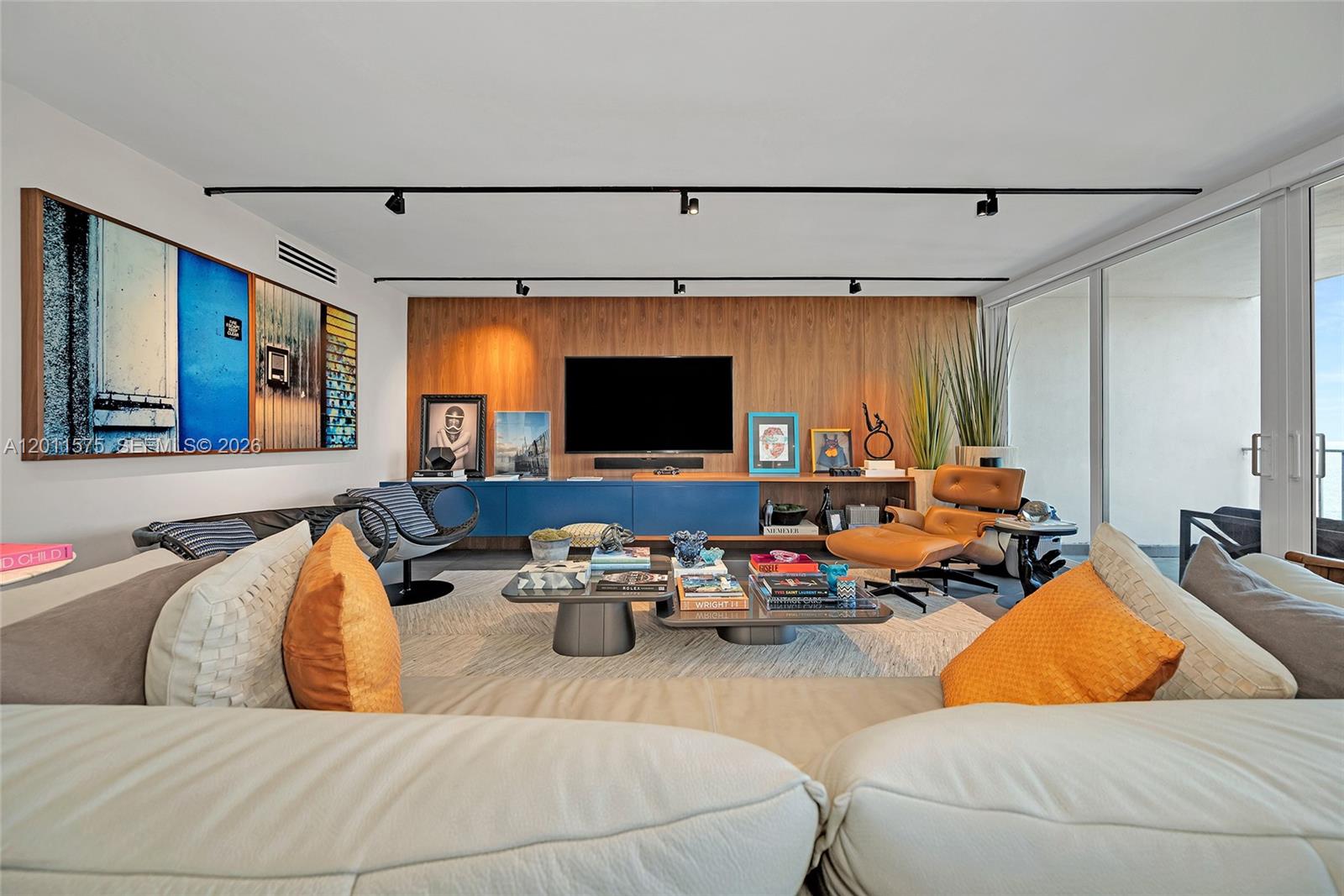 881 Ocean Dr #7D Key Biscayne, FL 33149