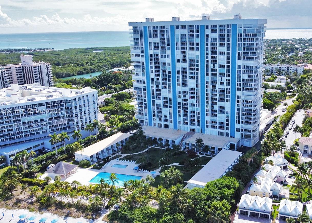 881 Ocean Dr #7D Key Biscayne, FL 33149