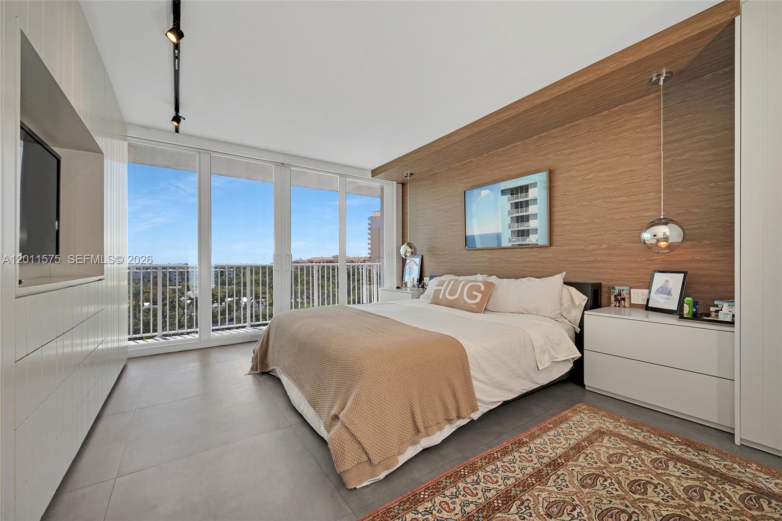 881 Ocean Dr #7D Key Biscayne, FL 33149