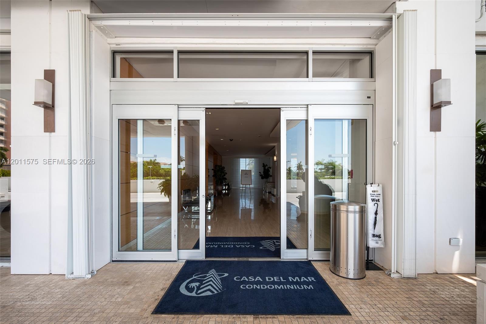 881 Ocean Dr #7D Key Biscayne, FL 33149