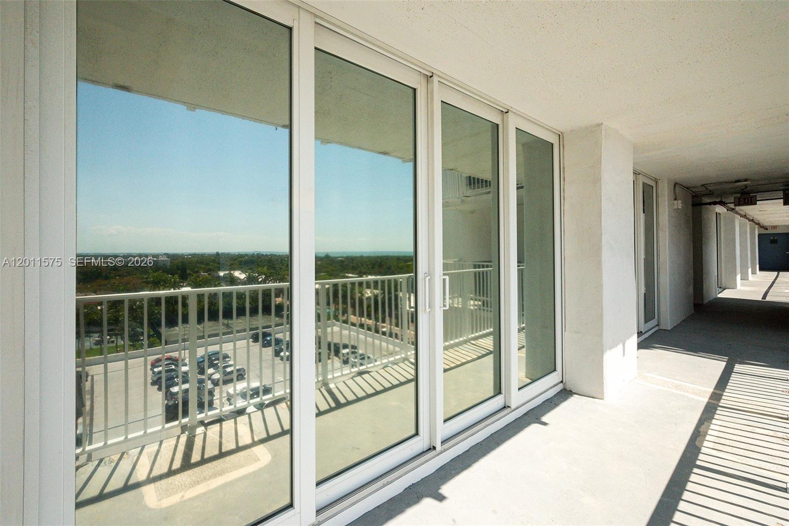 881 Ocean Dr #7D Key Biscayne, FL 33149
