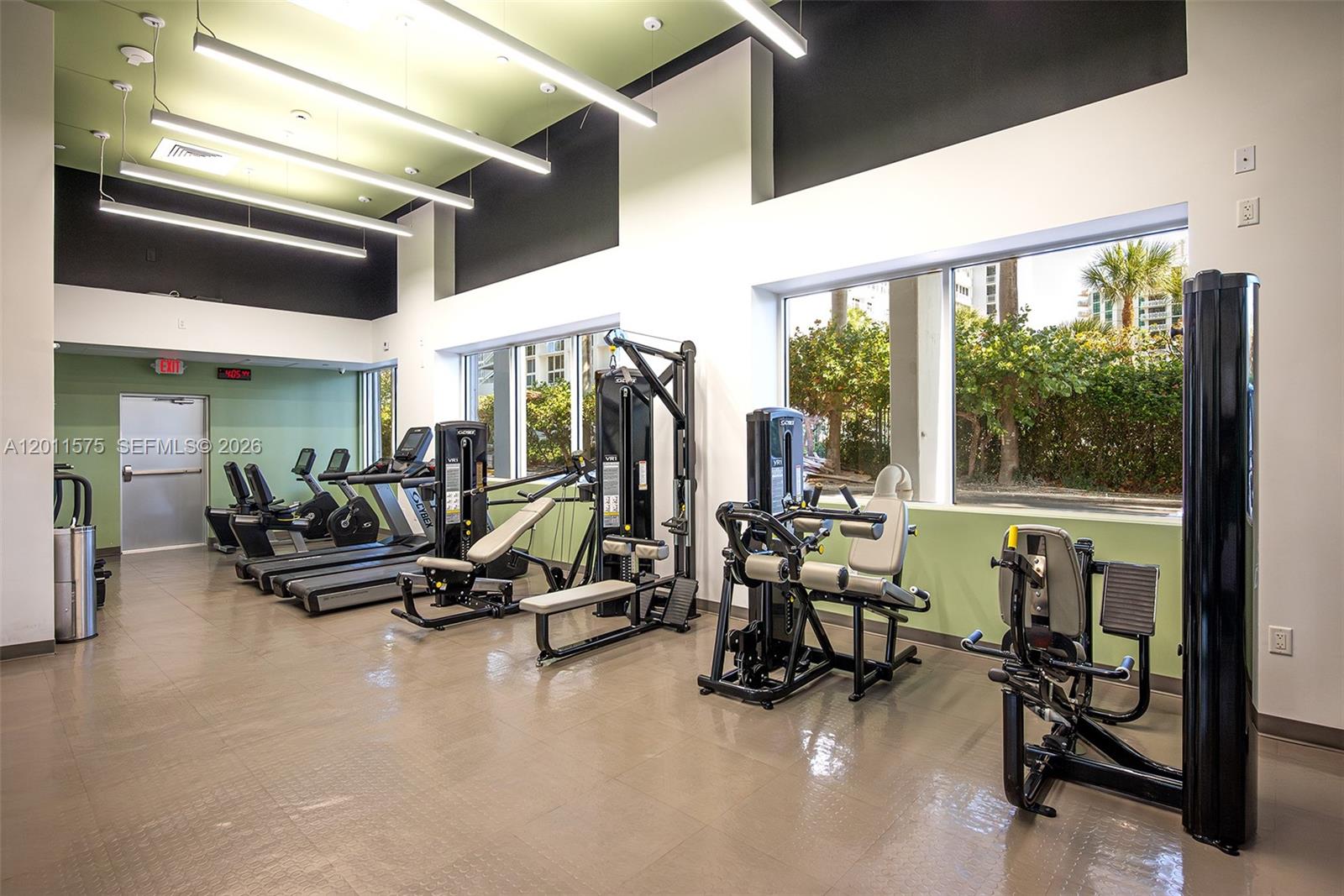 881 Ocean Dr #7D Key Biscayne, FL 33149