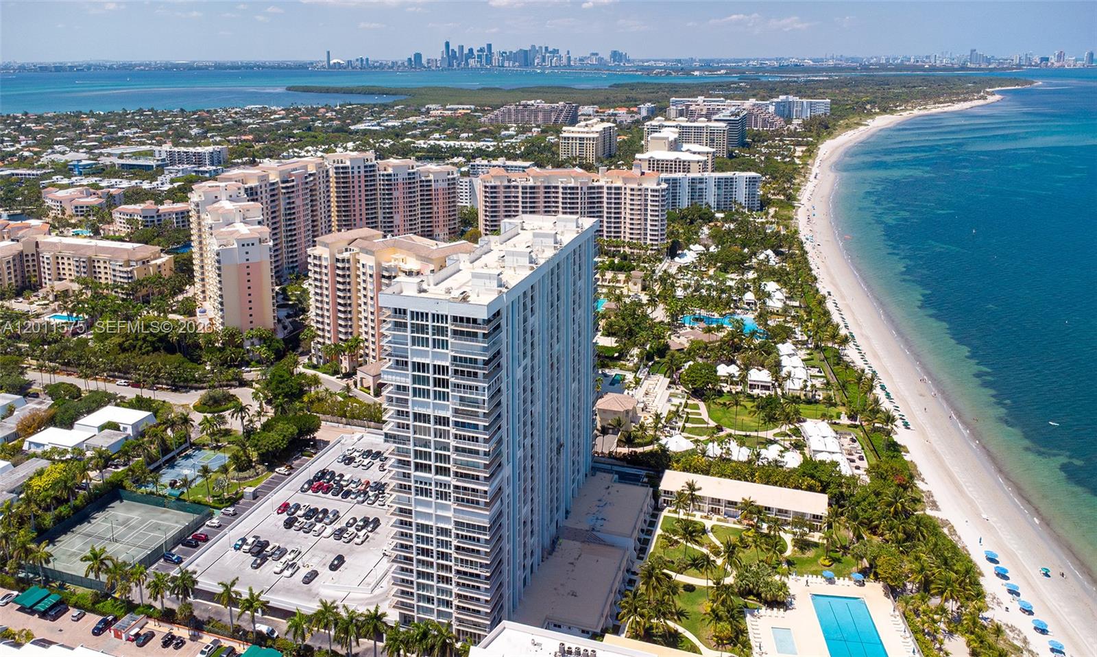 881 Ocean Dr #7D Key Biscayne, FL 33149