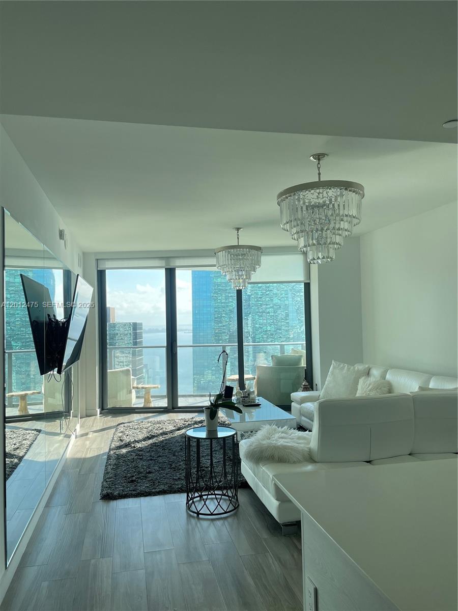 image Dua Miami (SLS Brickell)1