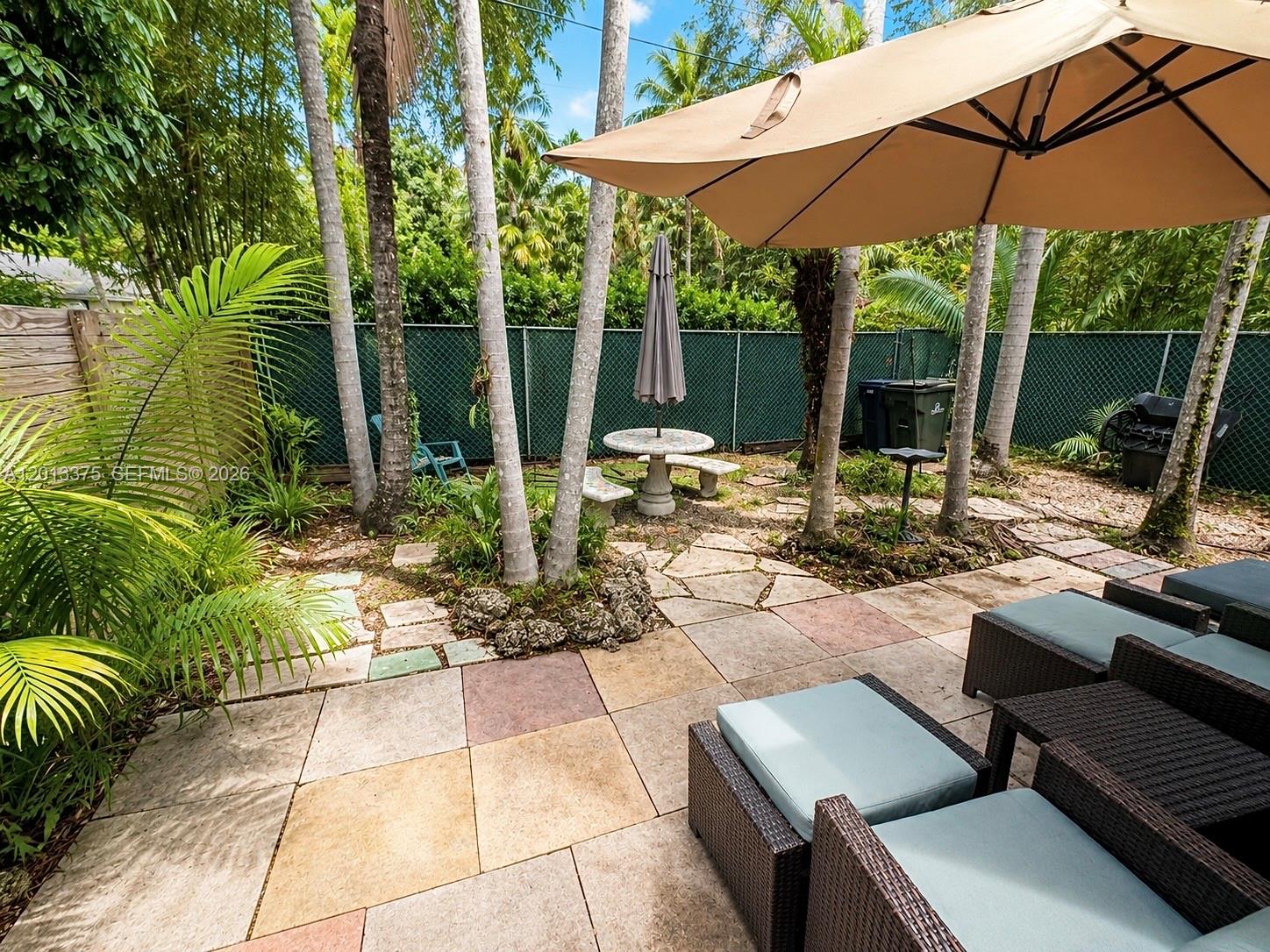 6834 SW 78th Ter South Miami, FL 33143