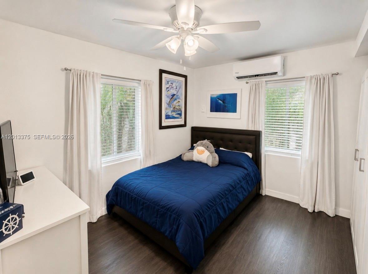 6834 SW 78th Ter South Miami, FL 33143