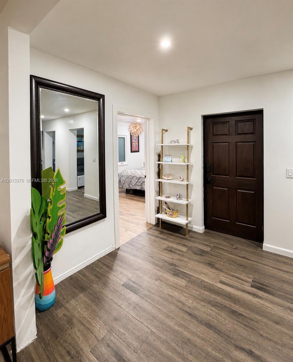 6834 SW 78th Ter South Miami, FL 33143