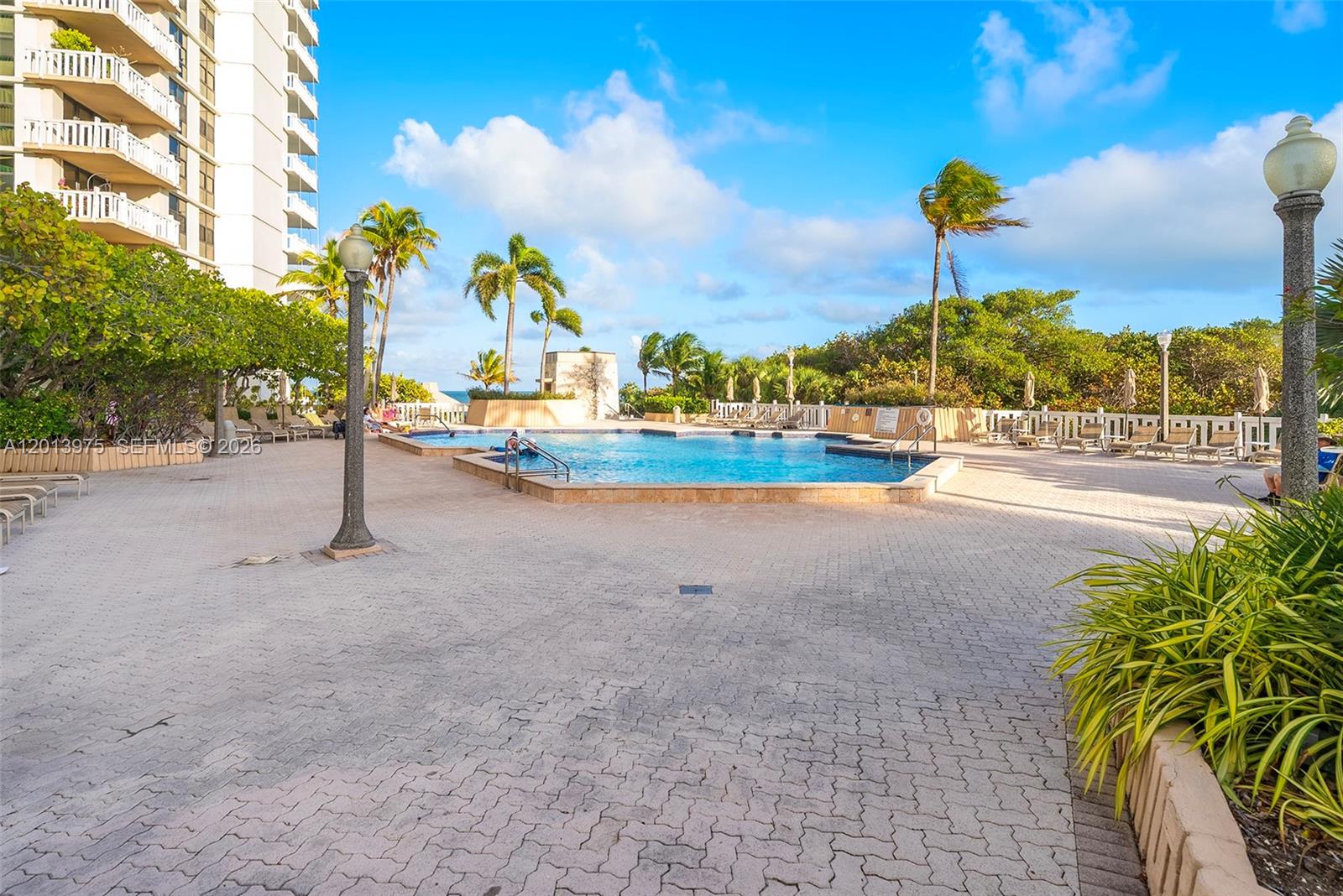 1121 Crandon Blvd #F1203 Key Biscayne, FL 33149