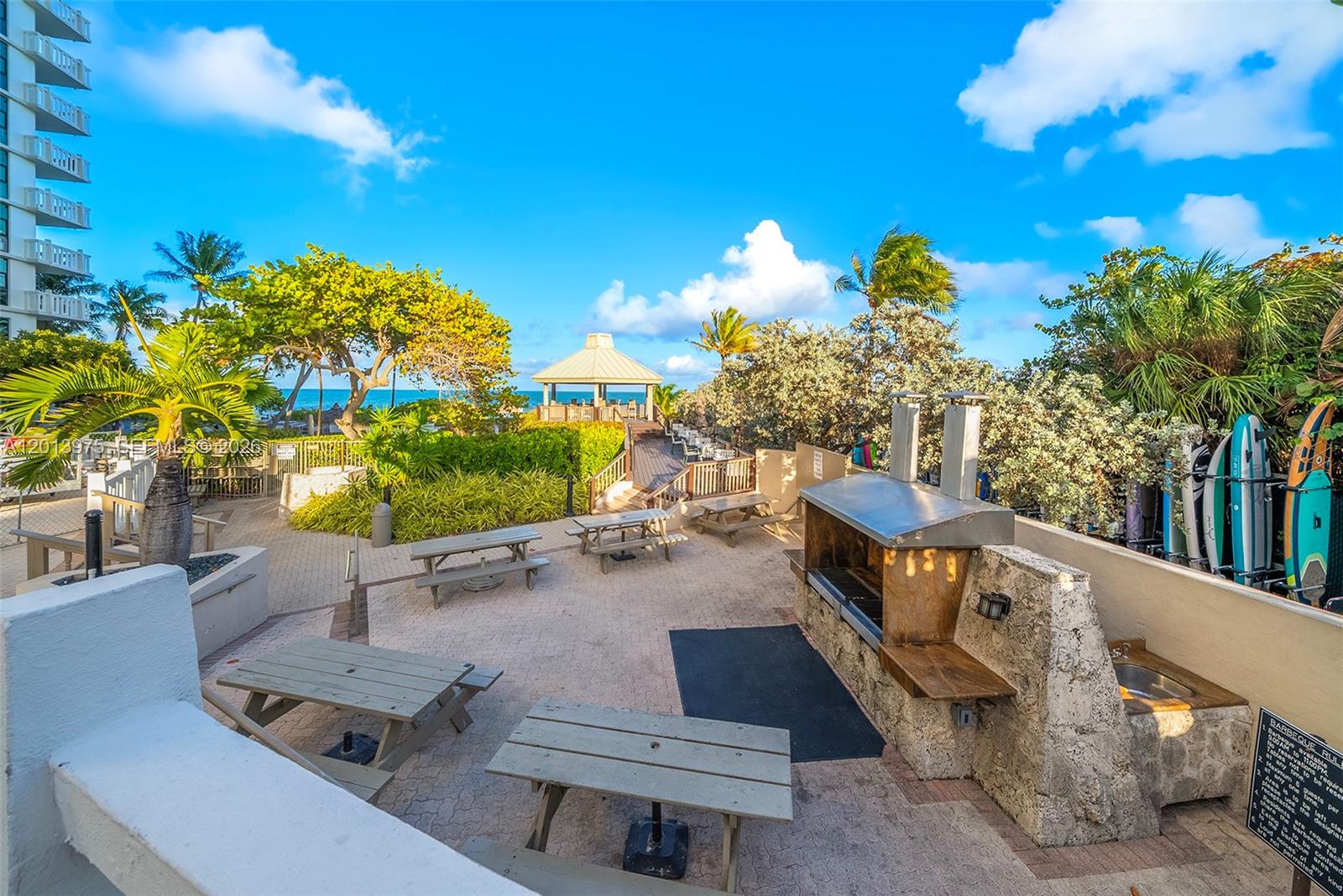 1121 Crandon Blvd #F1203 Key Biscayne, FL 33149