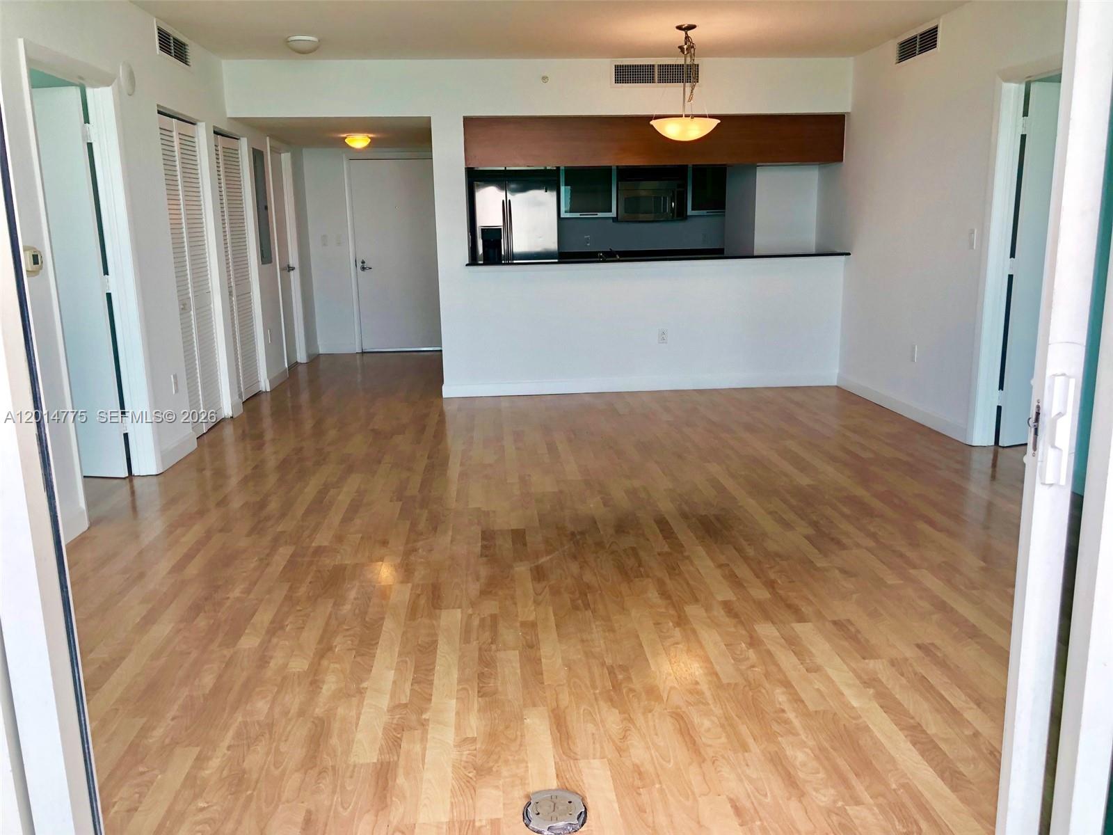 1800 N Bayshore Dr #1605 Miami, FL 33132