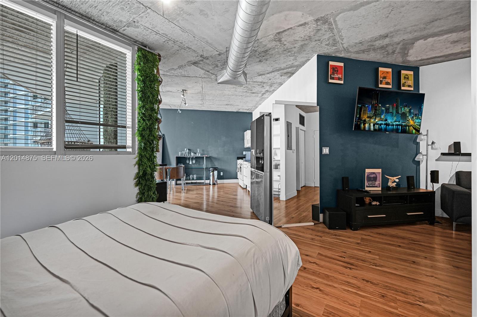 690 SW 1st Ct #1934 Miami, FL 33130