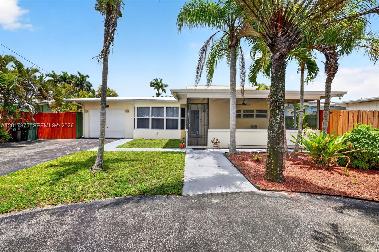 2478 Cat Cay Ln Fort Lauderdale, FL 33312