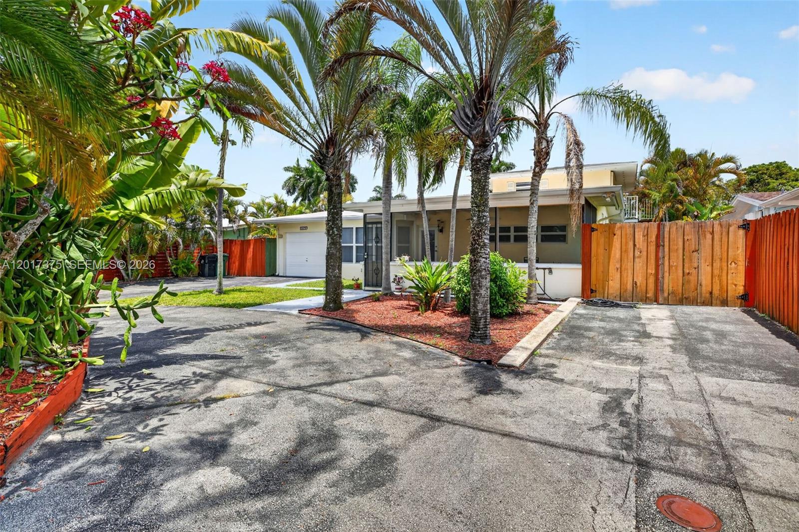 2478 Cat Cay Ln Fort Lauderdale, FL 33312