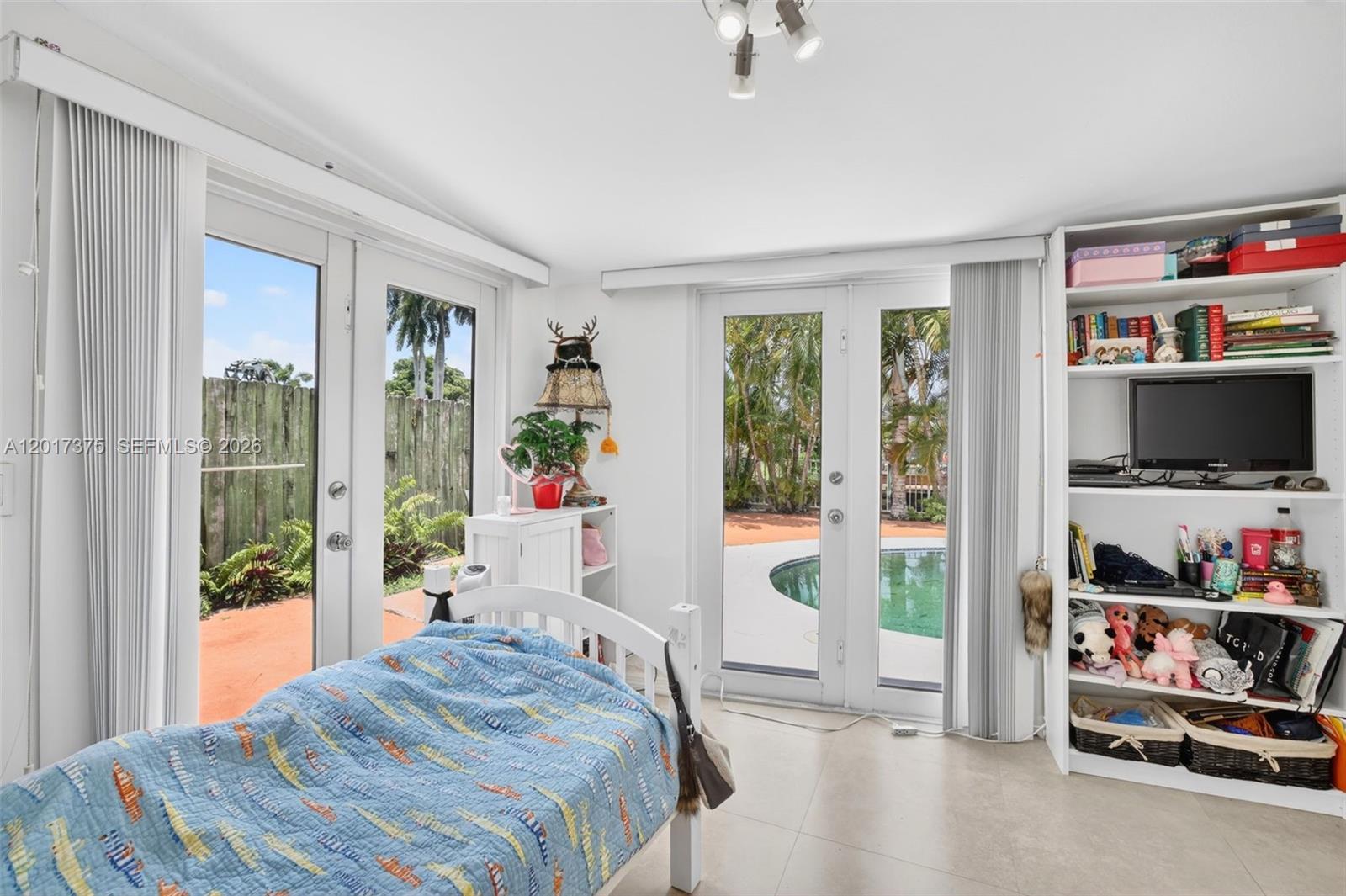 2478 Cat Cay Ln Fort Lauderdale, FL 33312
