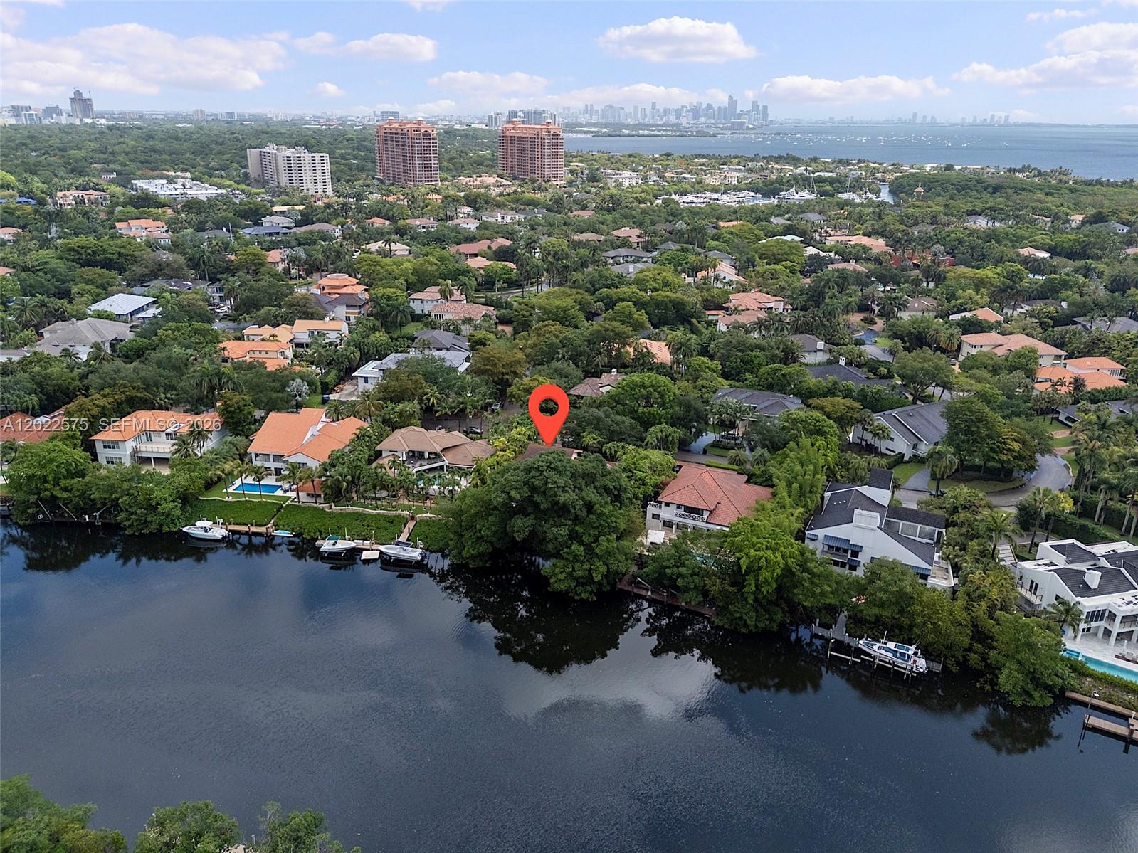 7244 E Lago Dr Coral Gables, FL 33143