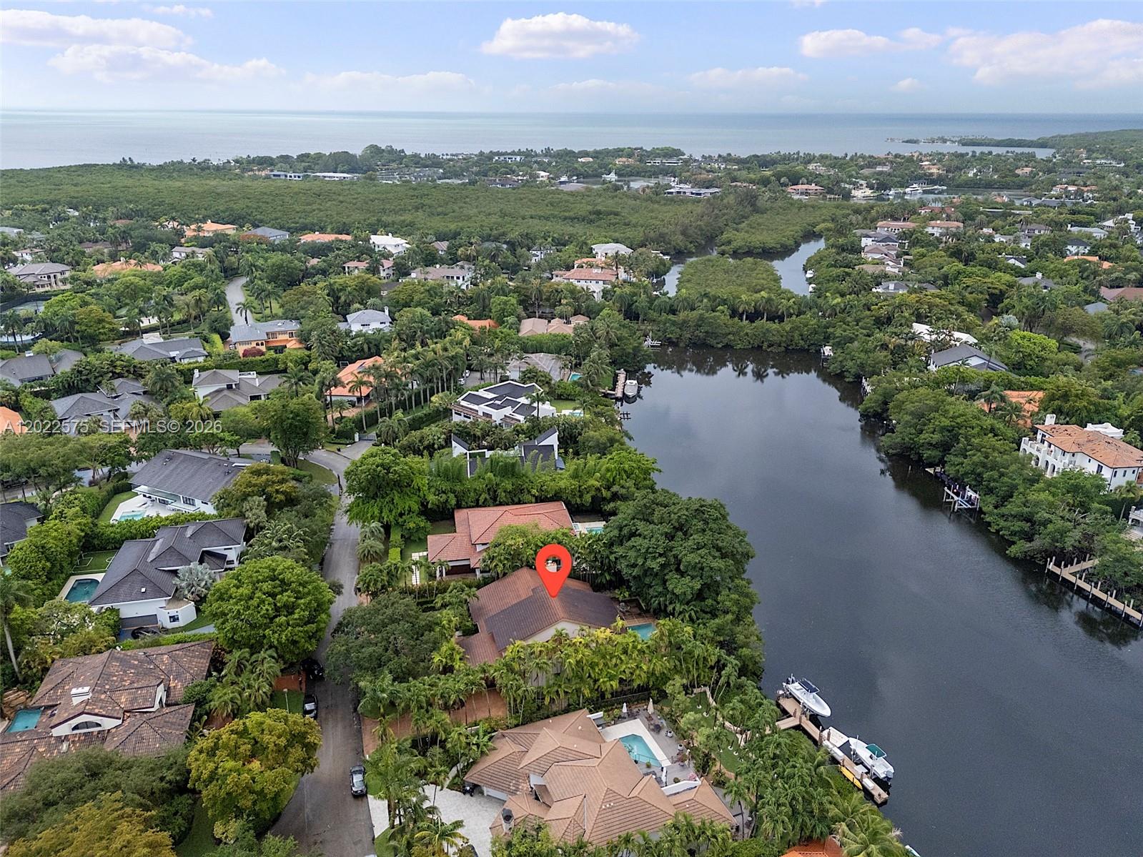 7244 E Lago Dr Coral Gables, FL 33143