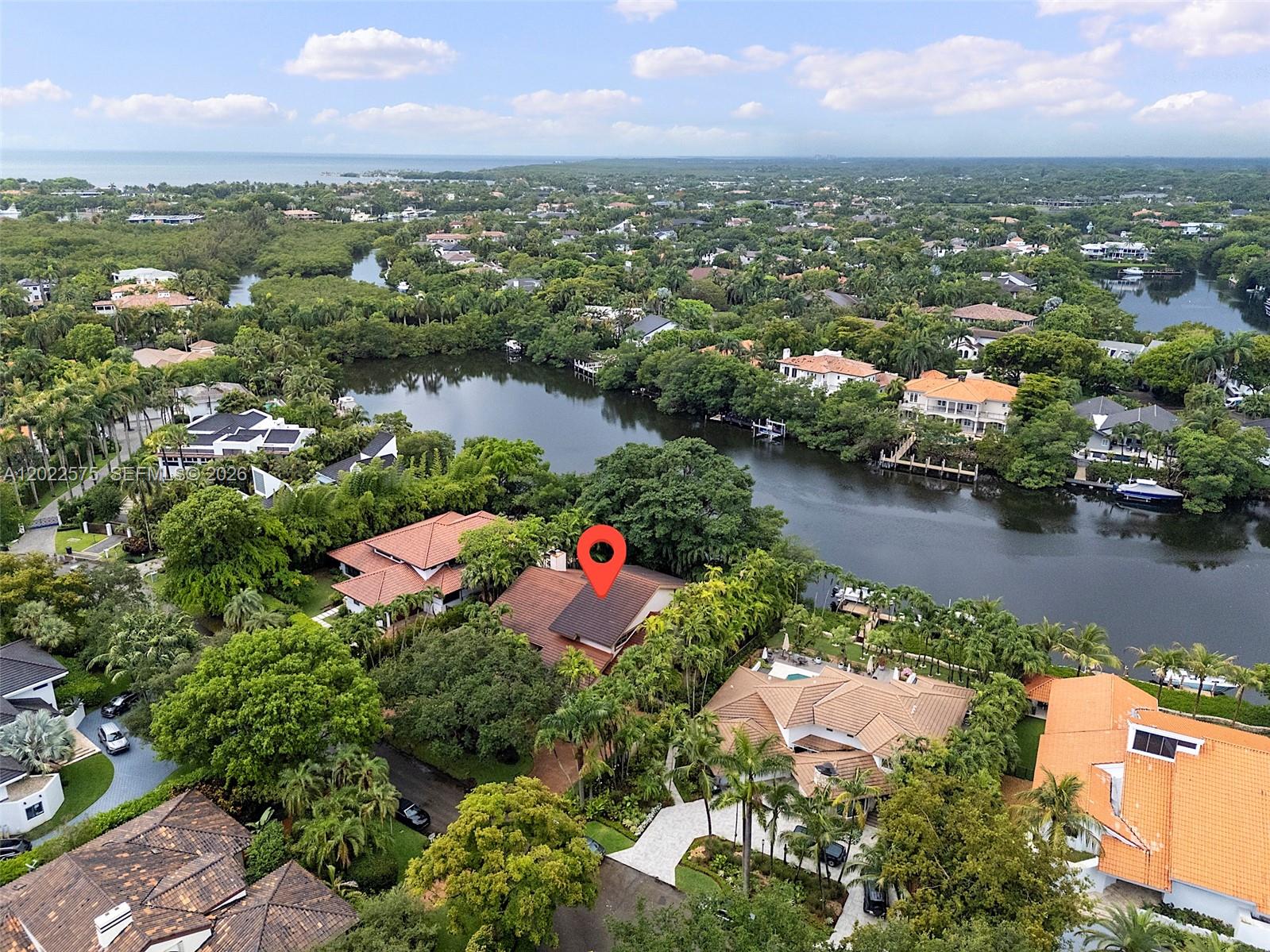 7244 E Lago Dr Coral Gables, FL 33143