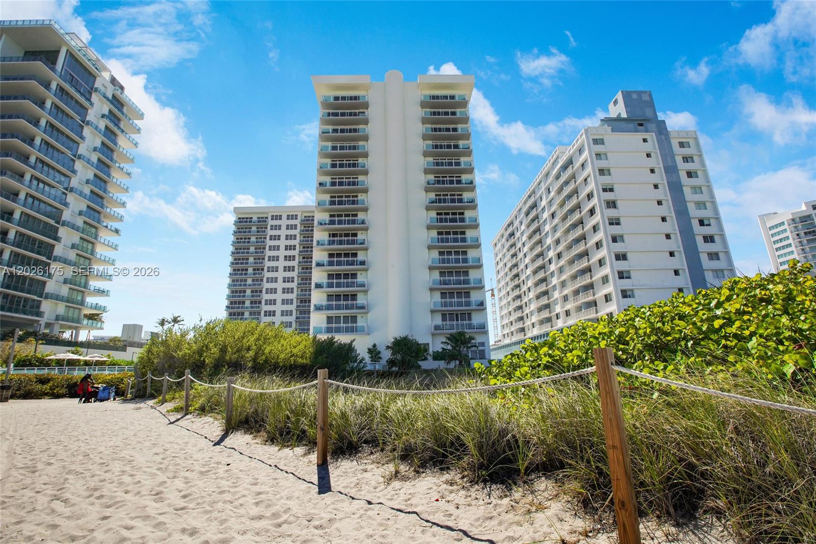 6917 Collins Ave #1608