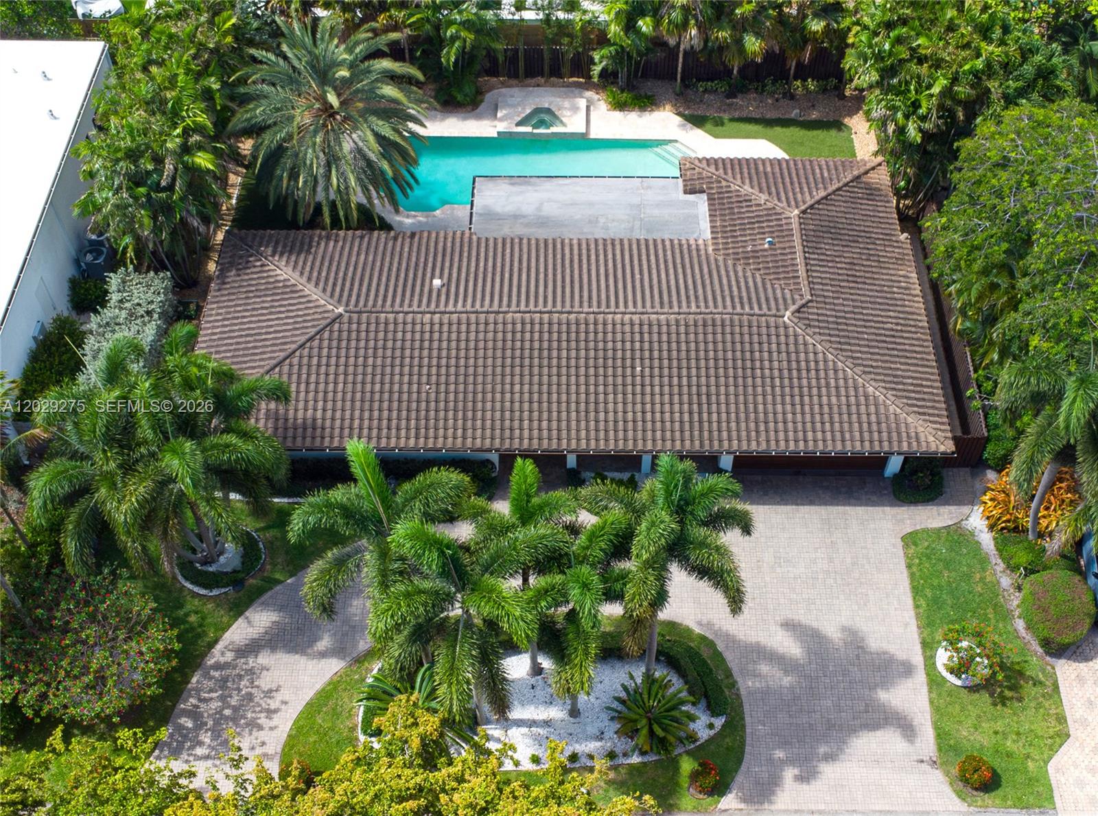 2716 NE 29th Ct Fort Lauderdale, FL 33306