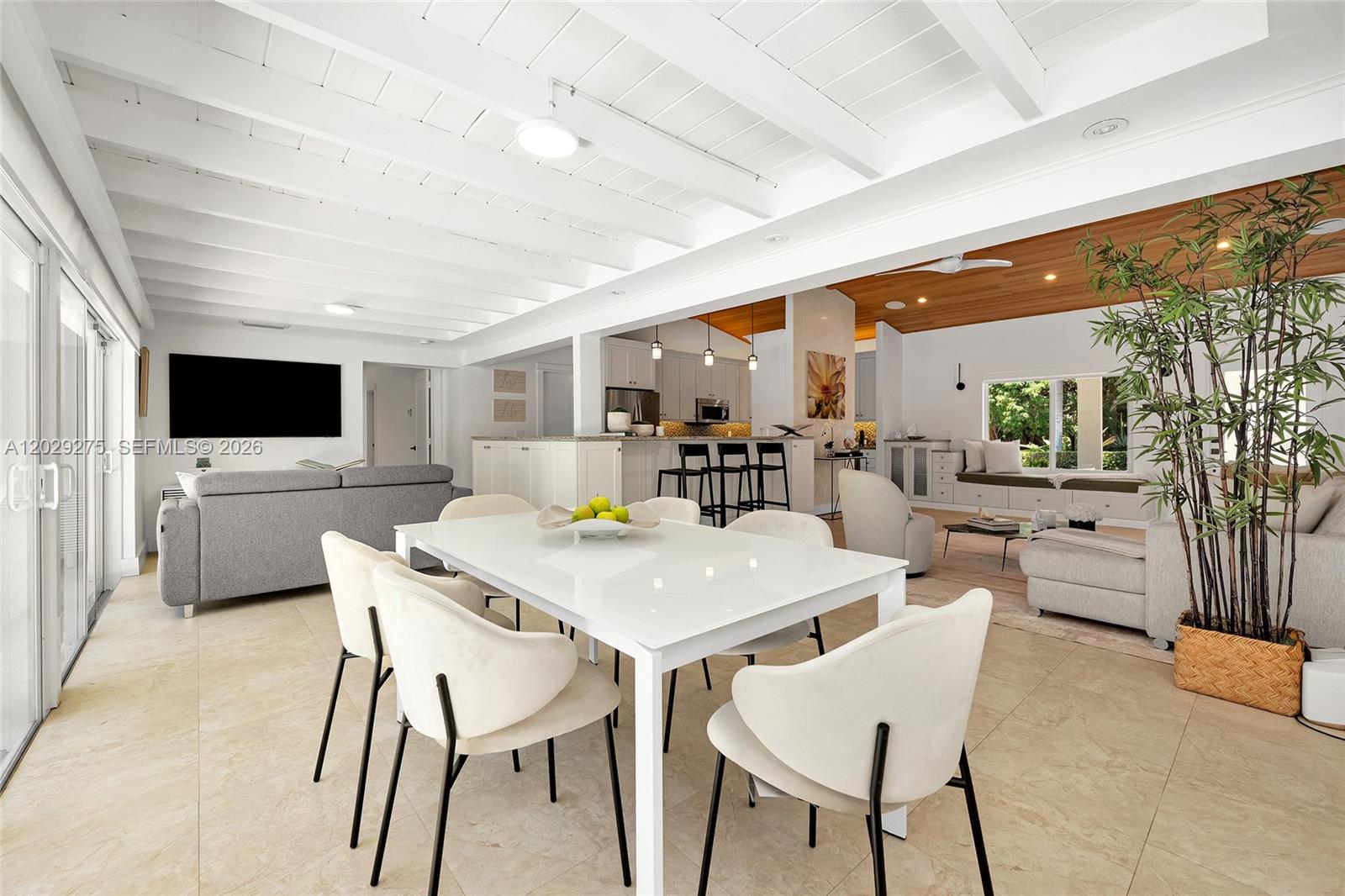 2716 NE 29th Ct Fort Lauderdale, FL 33306