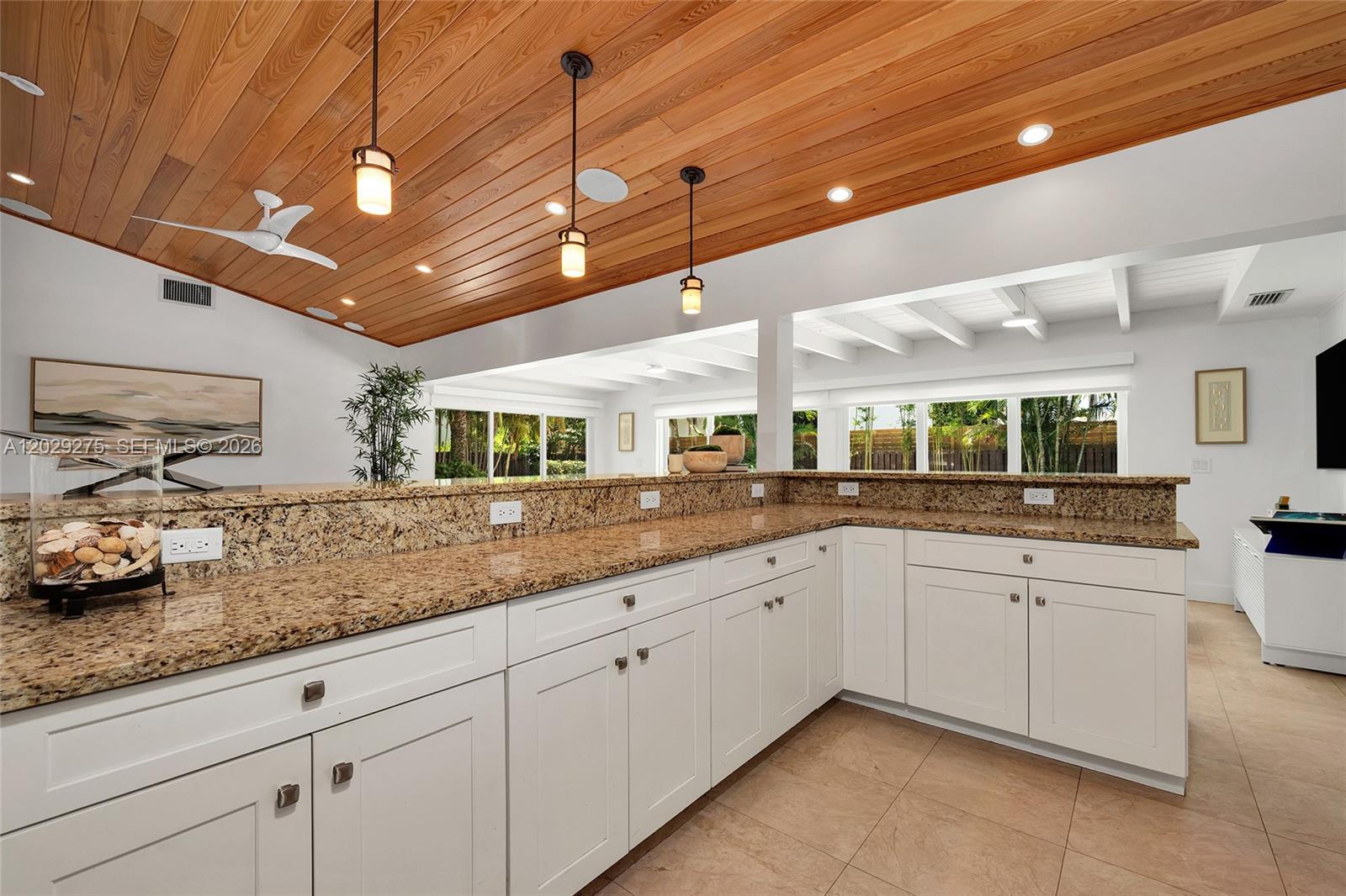 2716 NE 29th Ct Fort Lauderdale, FL 33306
