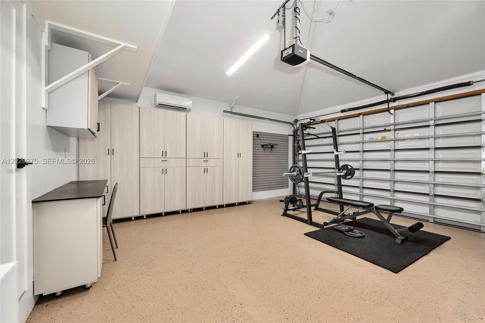 2716 NE 29th Ct Fort Lauderdale, FL 33306