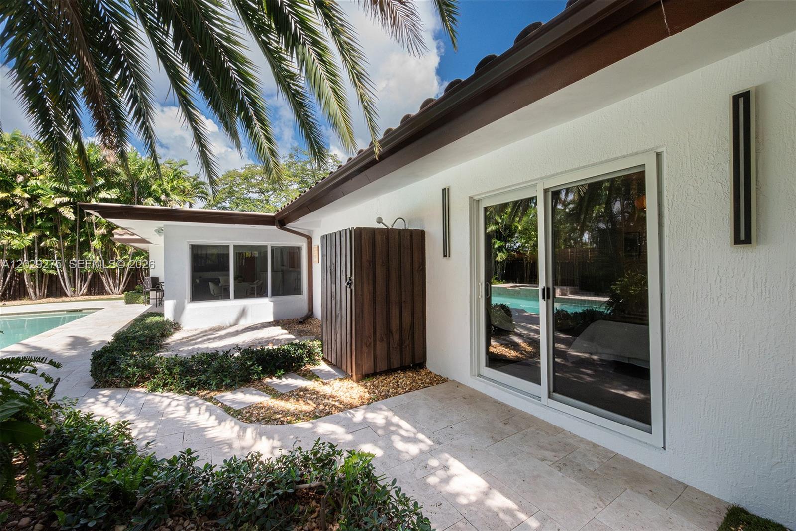 2716 NE 29th Ct Fort Lauderdale, FL 33306