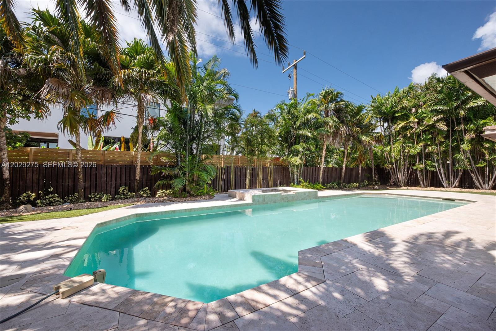 2716 NE 29th Ct Fort Lauderdale, FL 33306