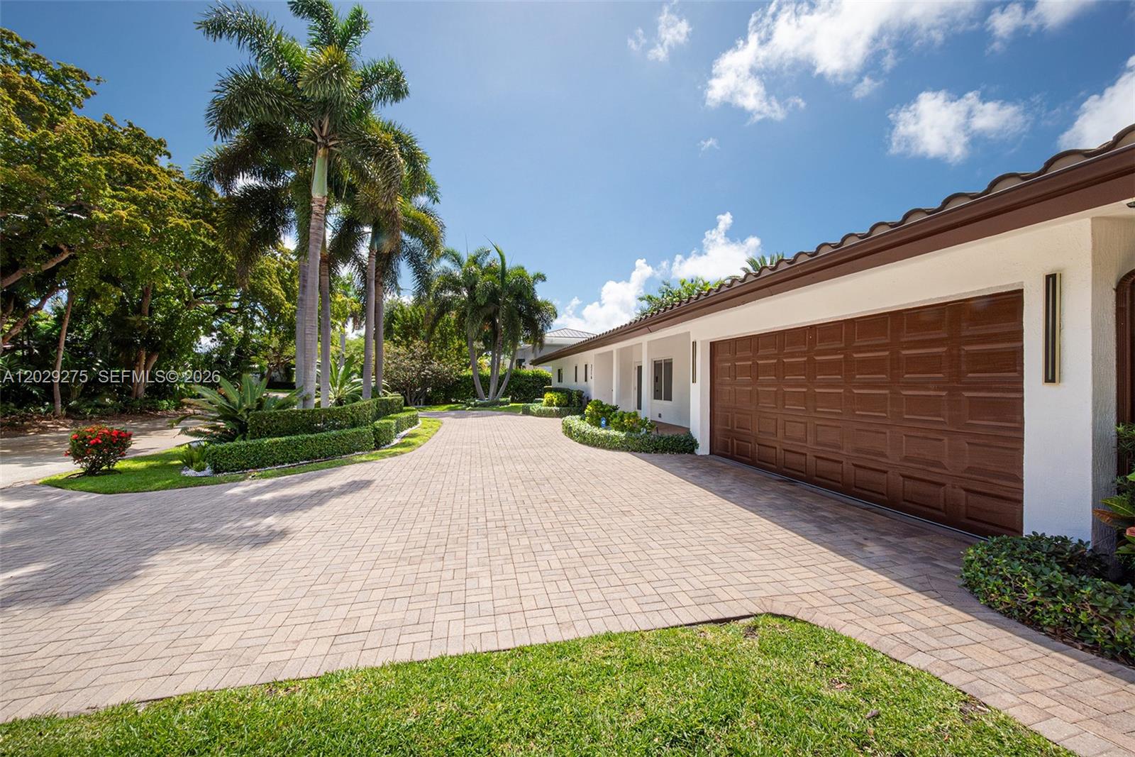 2716 NE 29th Ct Fort Lauderdale, FL 33306