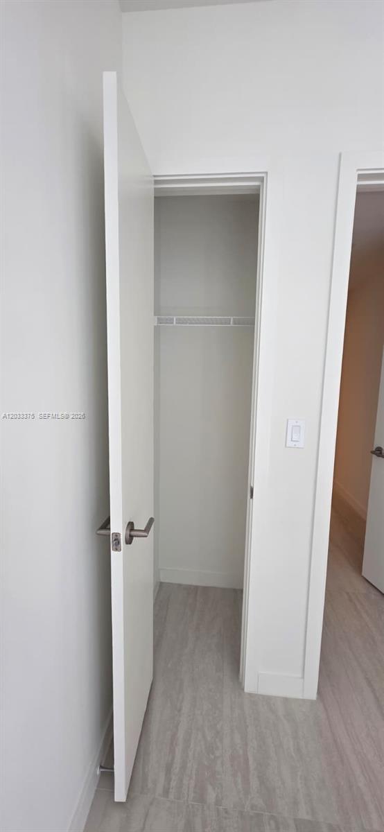 77 SE 5th St #2108 Miami, FL 33131