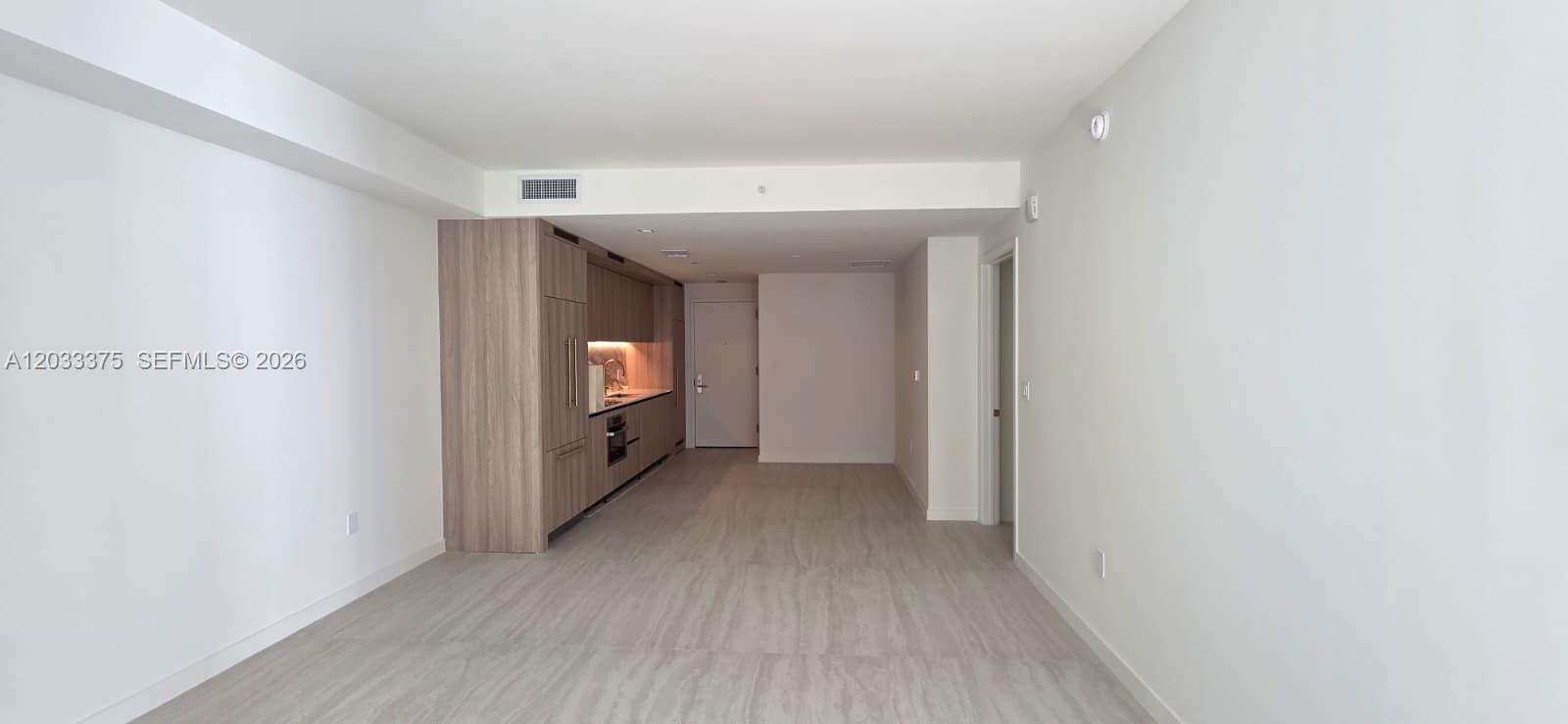 77 SE 5th St #2108 Miami, FL 33131
