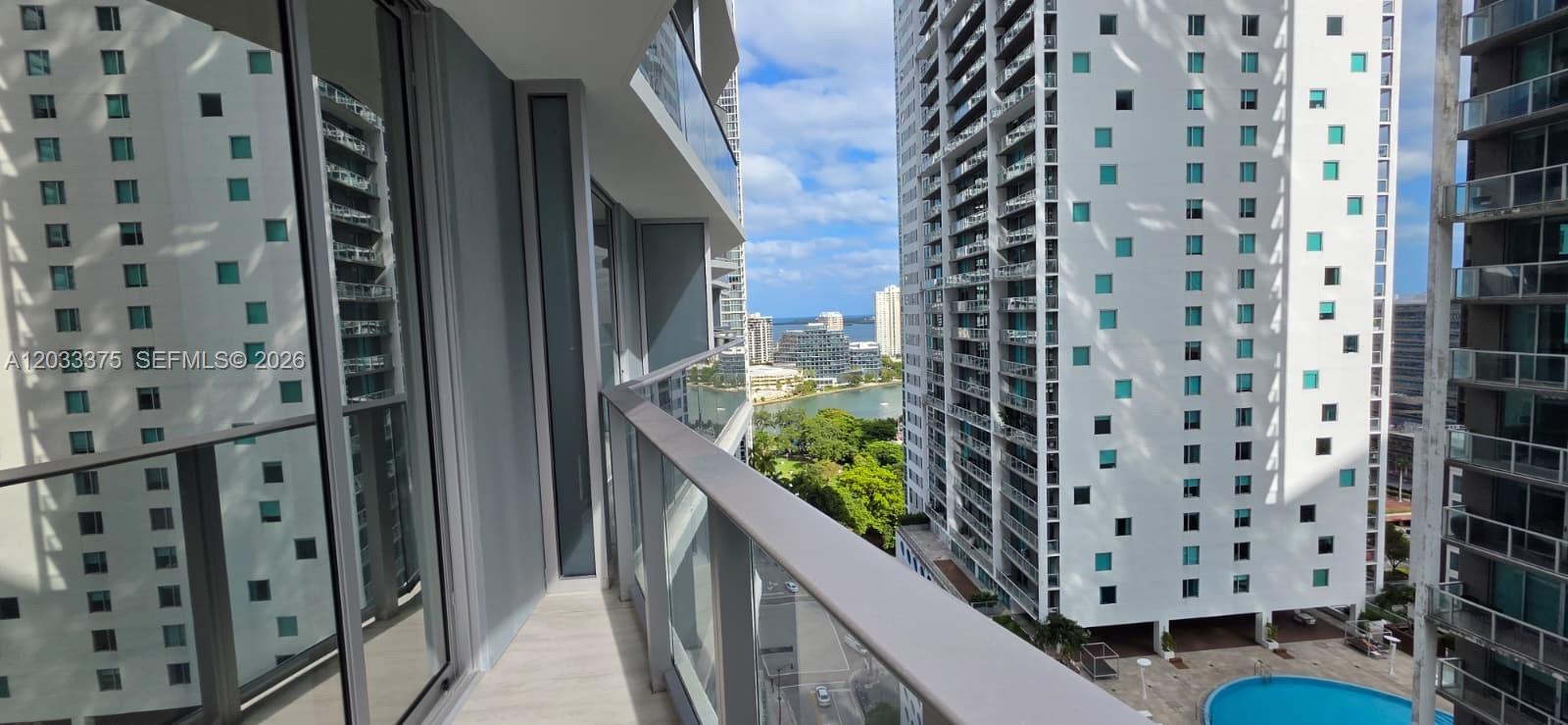 77 SE 5th St #2108 Miami, FL 33131