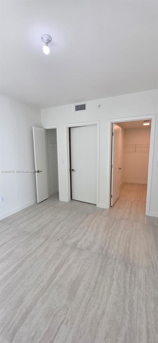 77 SE 5th St #2108 Miami, FL 33131