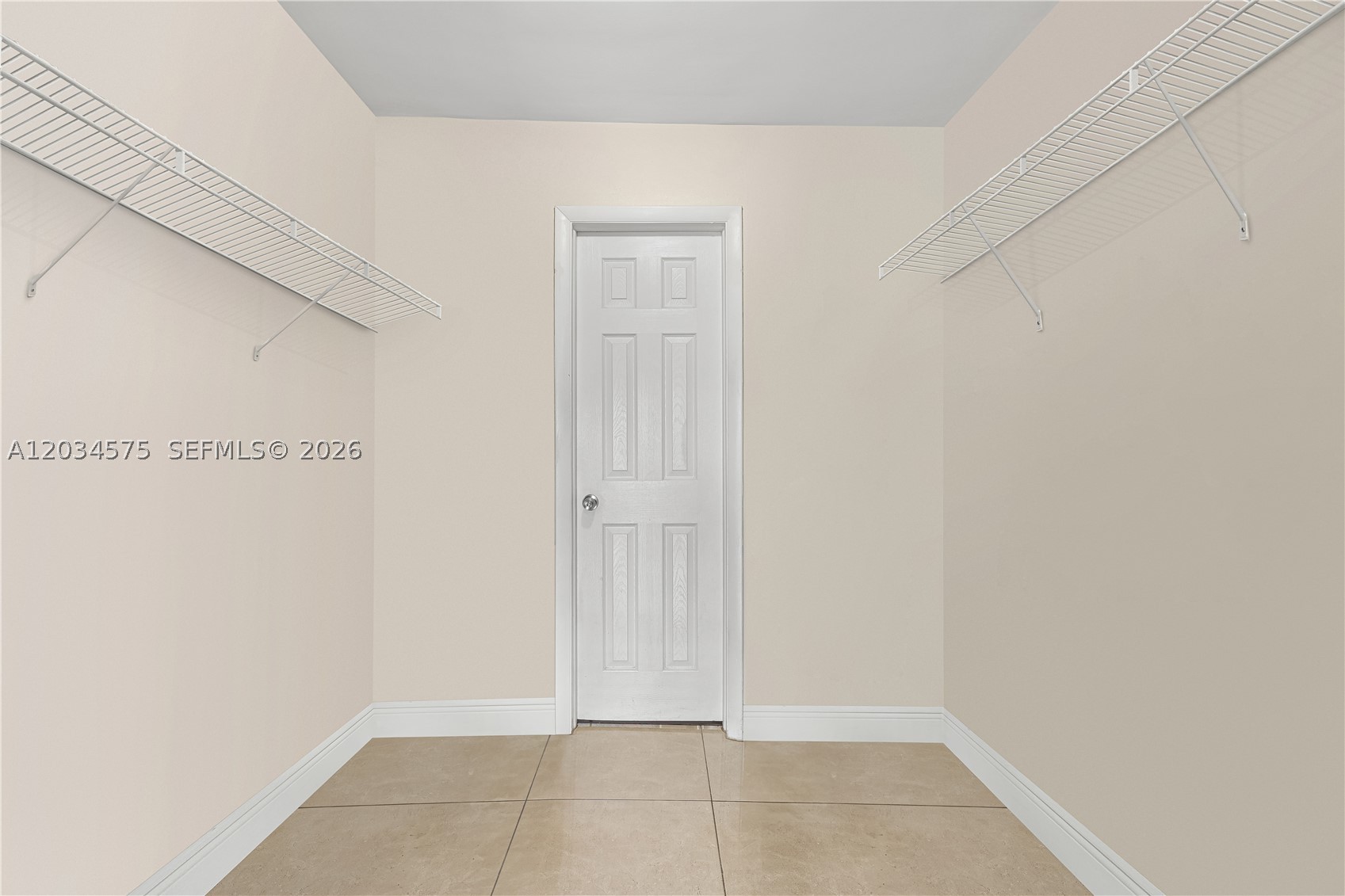 9371 Fontainebleau Blvd #I201 Miami, FL 33172