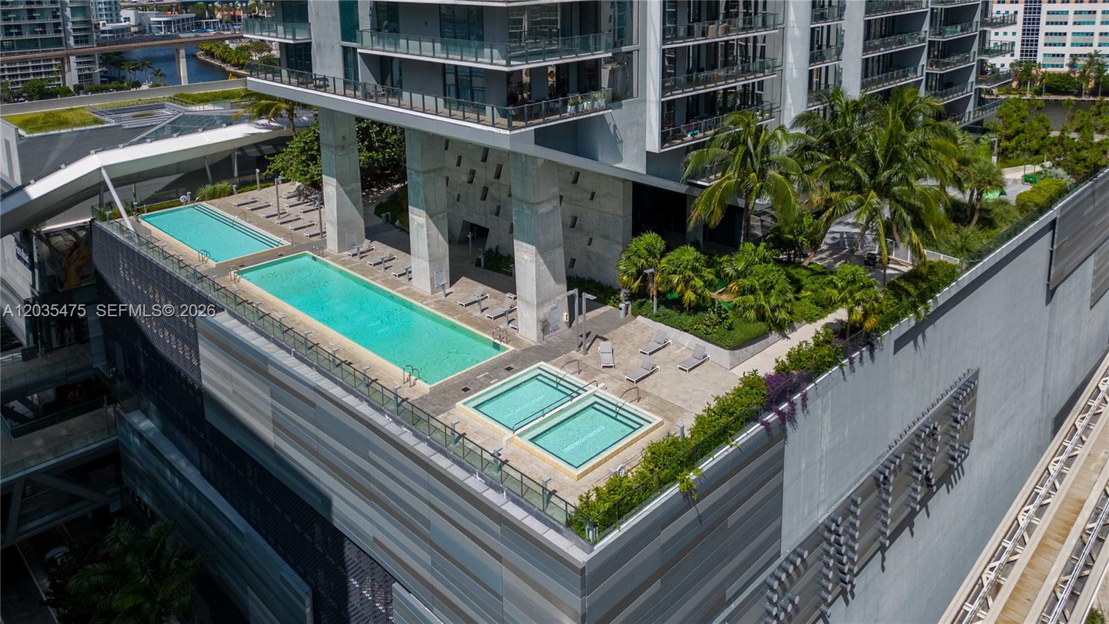 68 SE 6th #1611 Miami, FL 33131