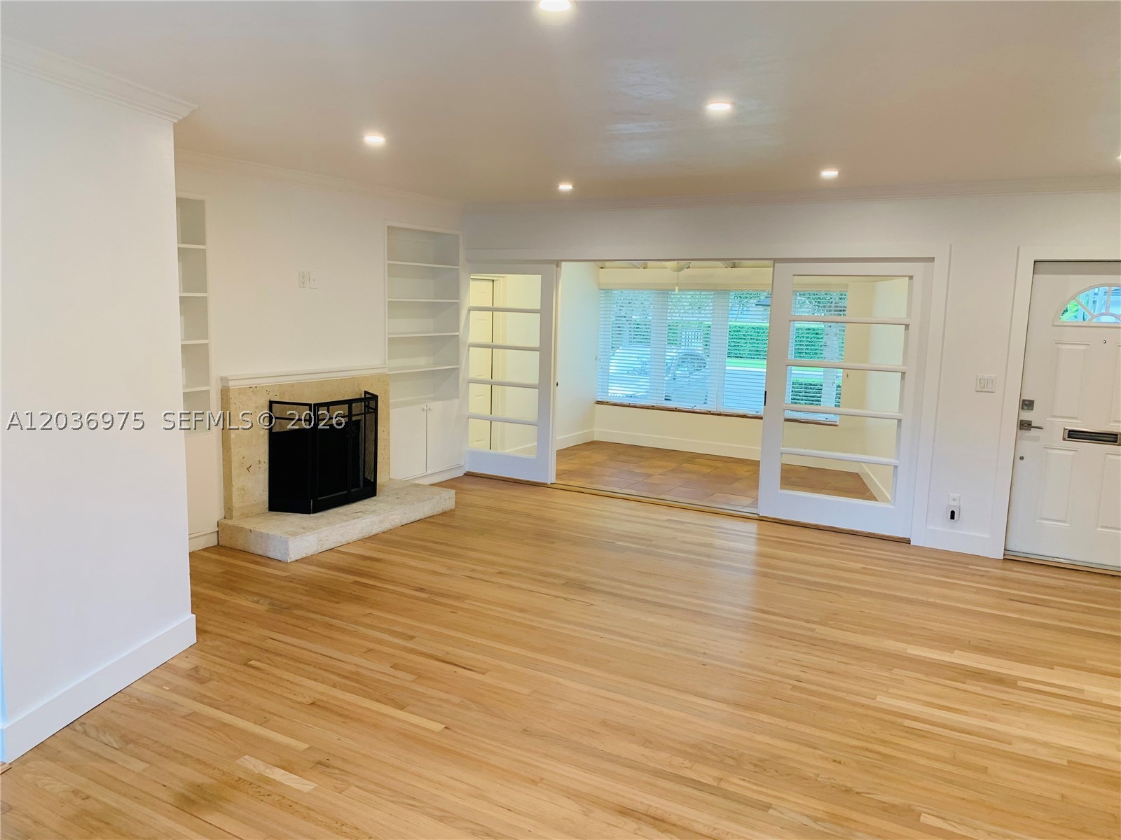 1244 S Alhambra Cir #1244 Coral Gables, FL 33146