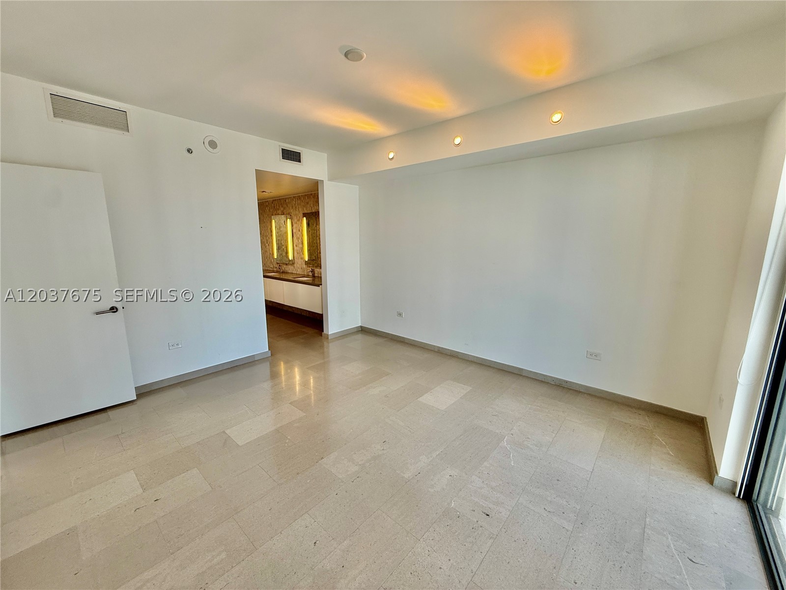 image Reach Brickell City Centre17