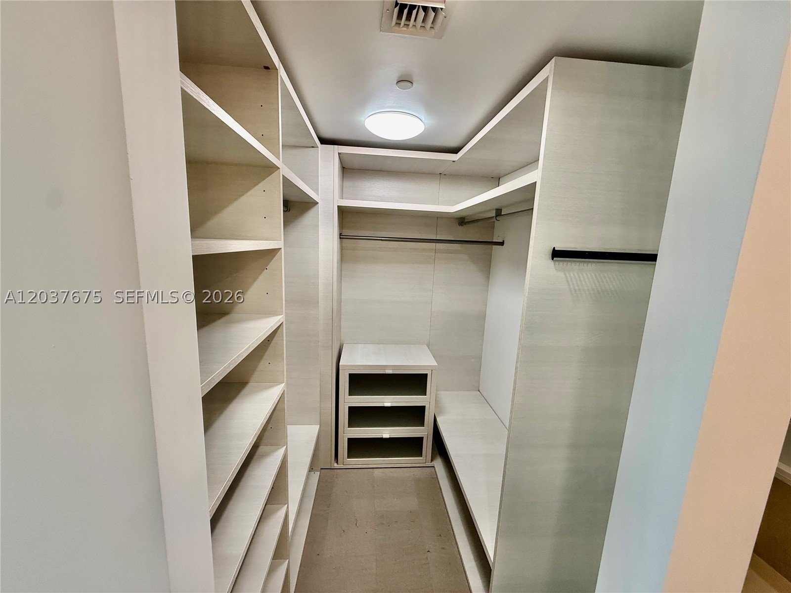 image Reach Brickell City Centre30