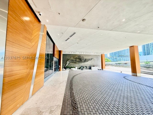 image Reach Brickell City Centre34