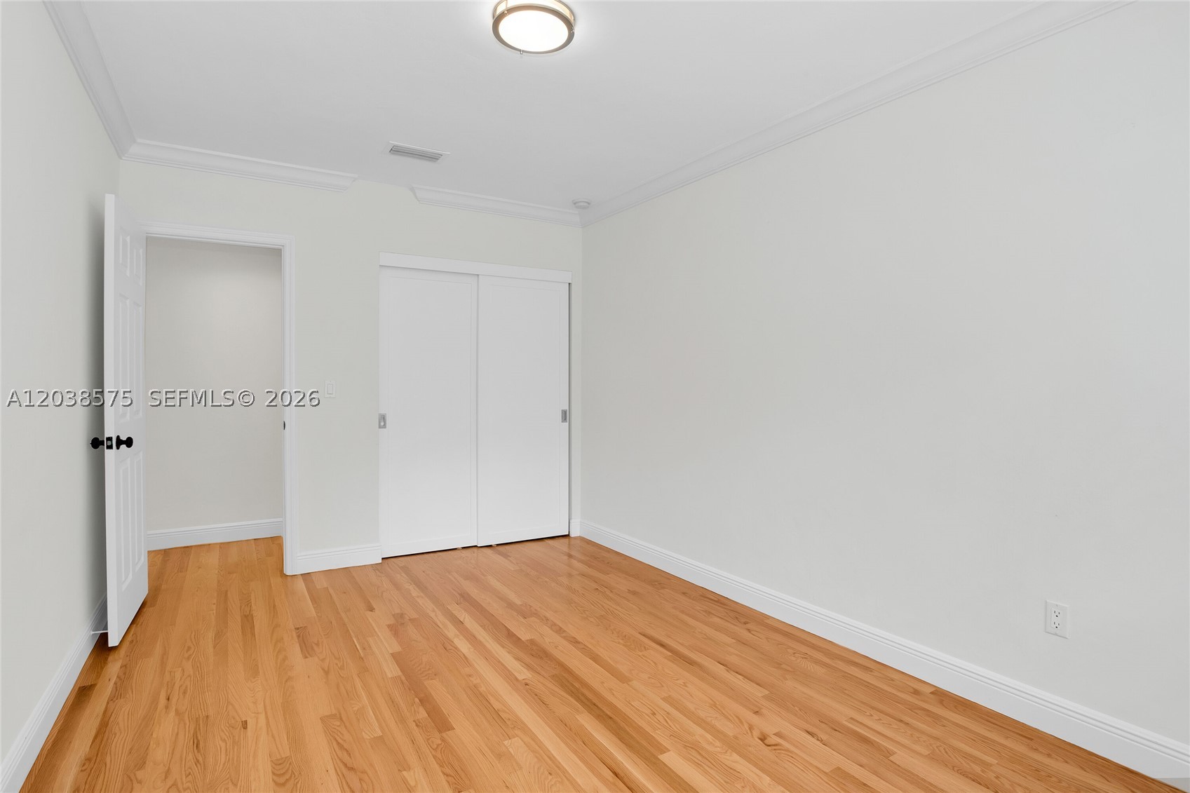 1100 S Alhambra Cir Coral Gables, FL 33146