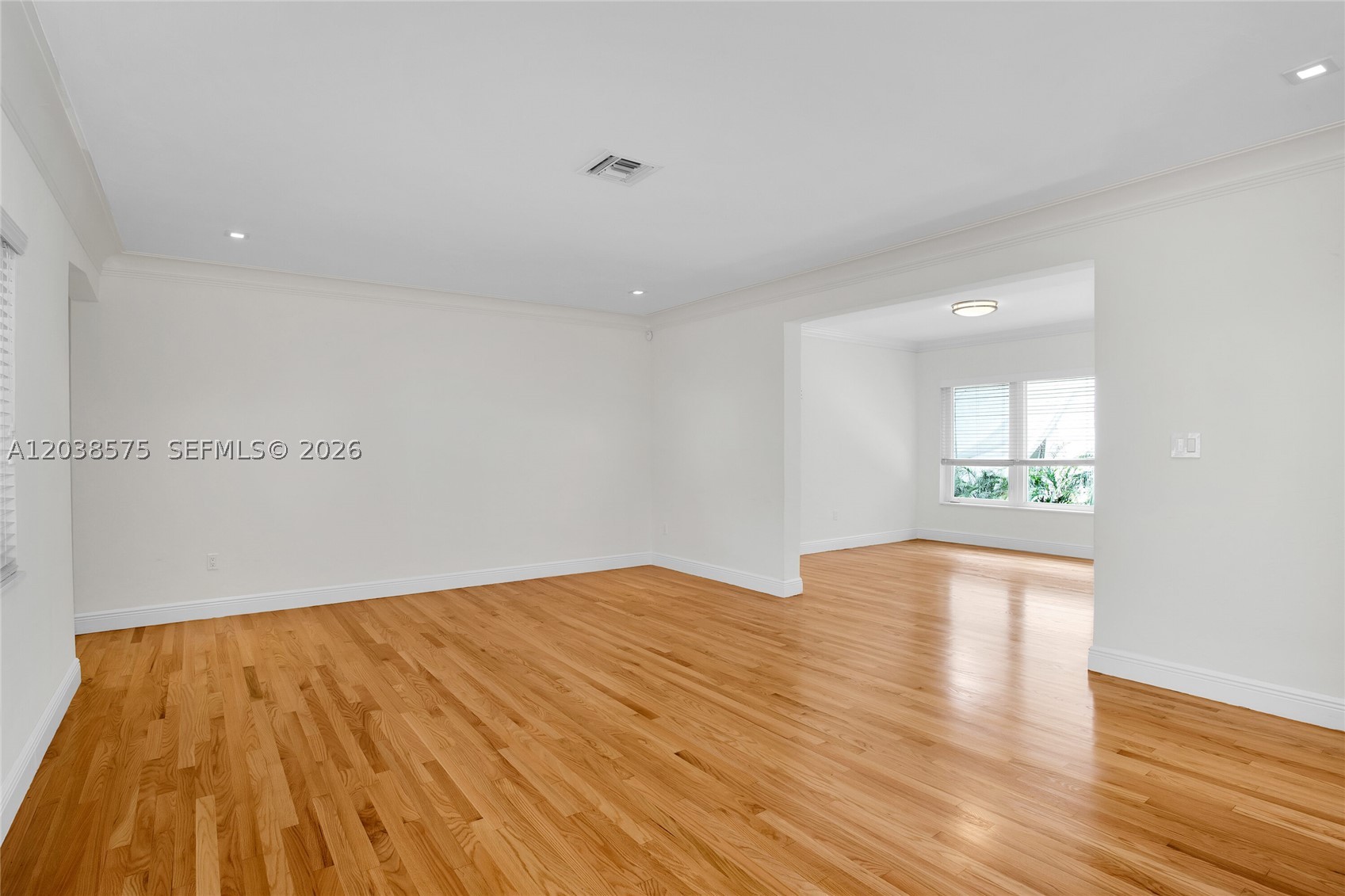 1100 S Alhambra Cir Coral Gables, FL 33146