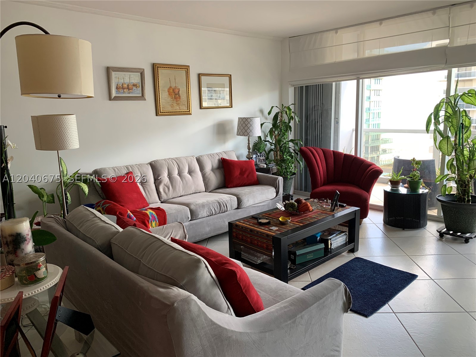 5700 Collins Ave #12N