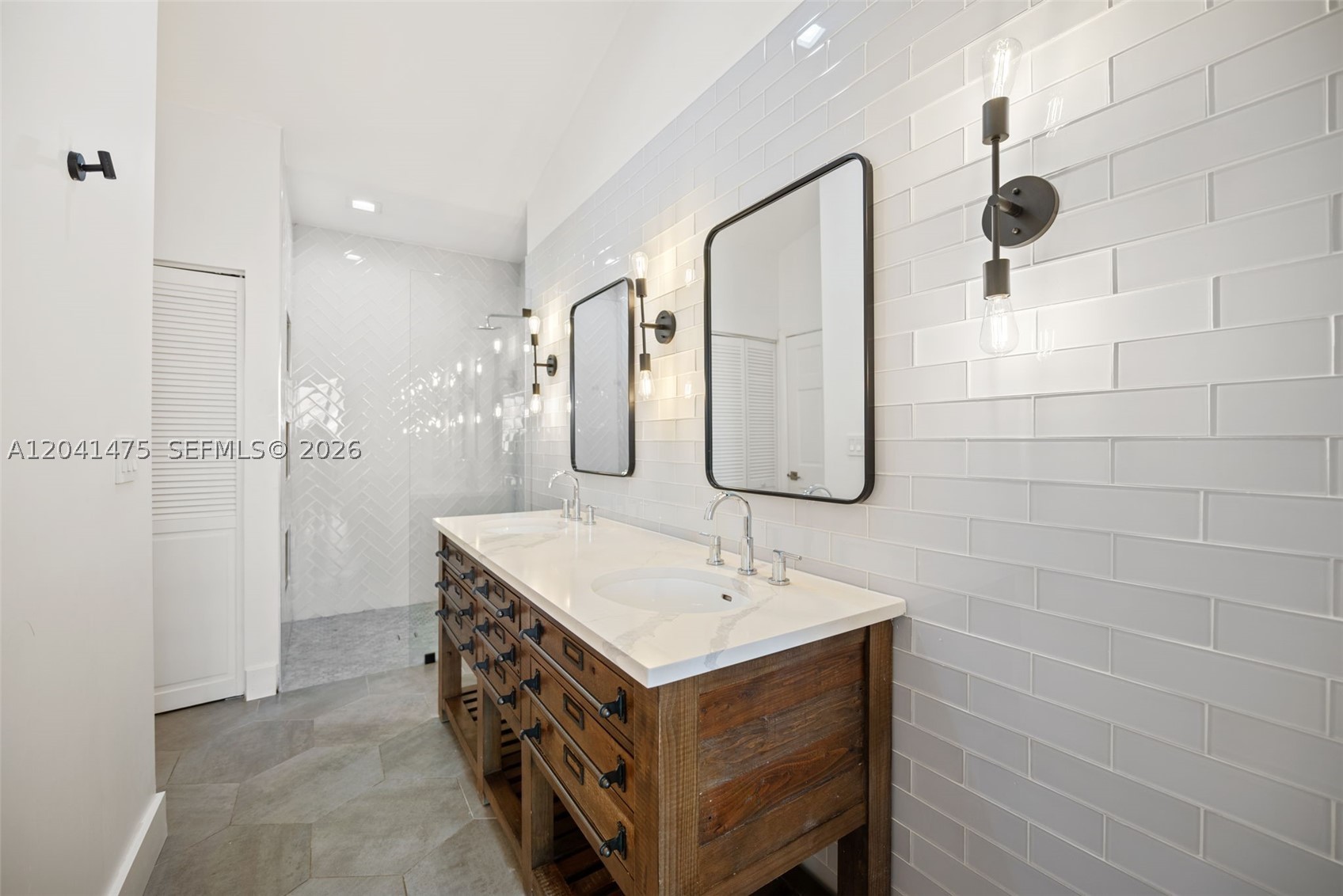 21387 Marina Cv Cir #12-F Aventura, FL 33180