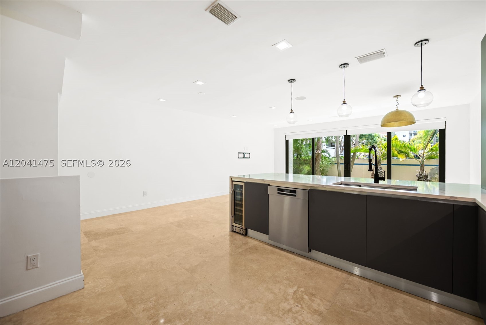 21387 Marina Cv Cir #12-F Aventura, FL 33180