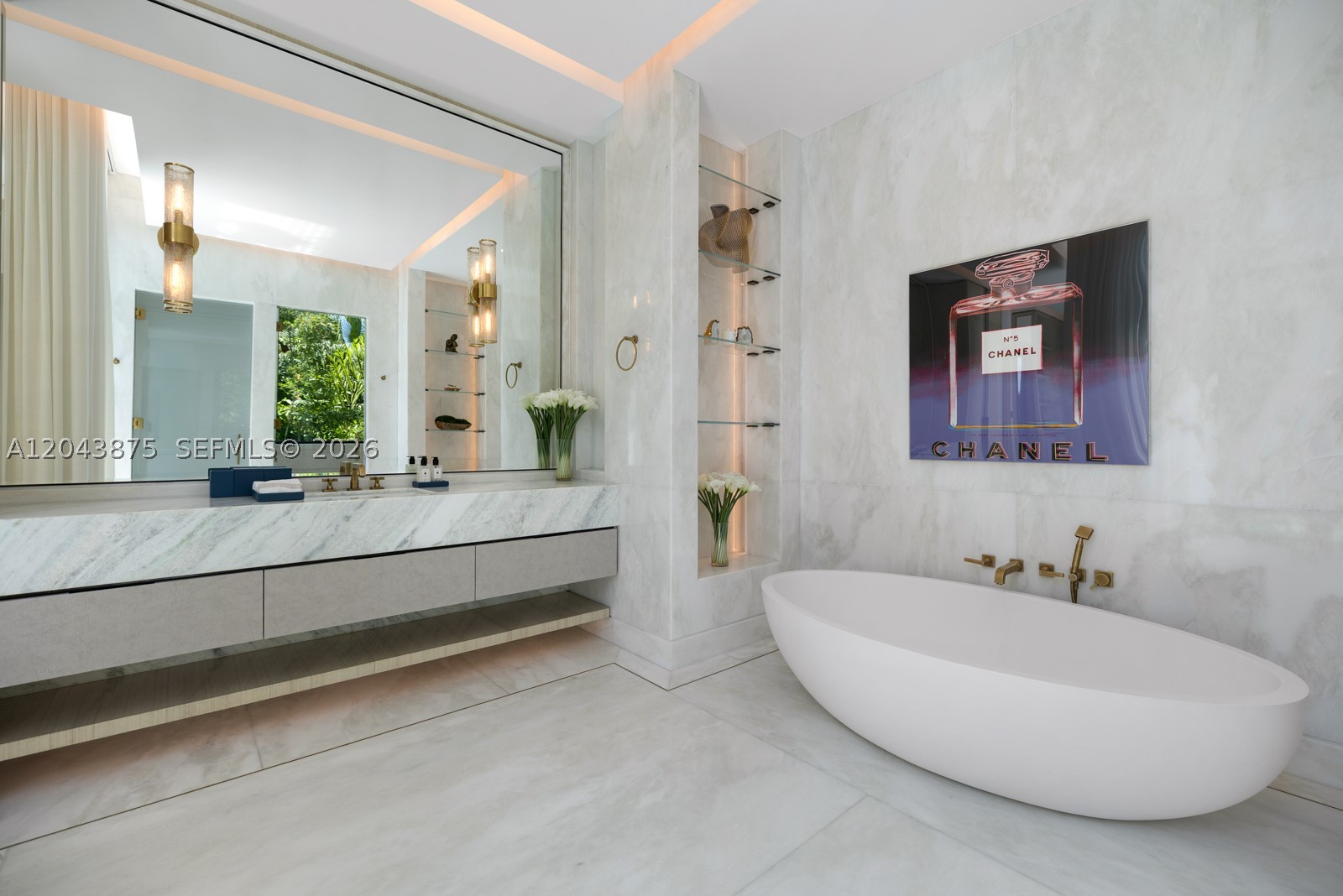 58 La Gorce Cir Miami Beach, FL 33141
