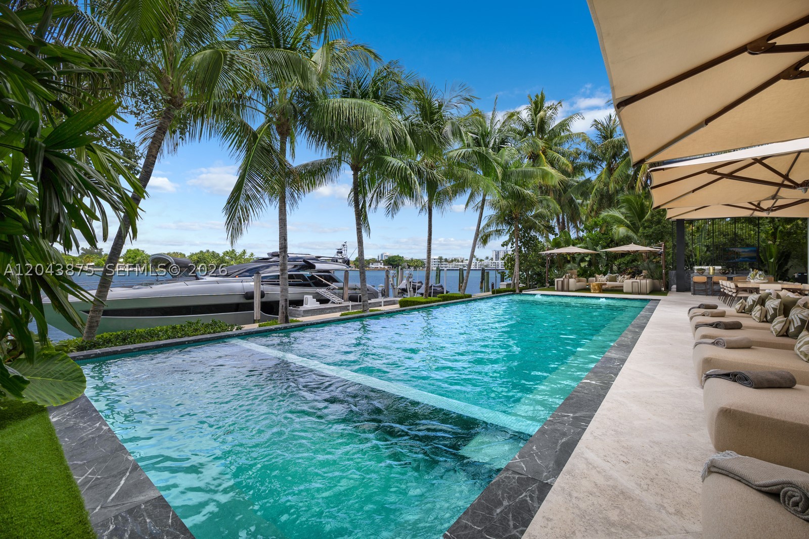 58 La Gorce Cir Miami Beach, FL 33141