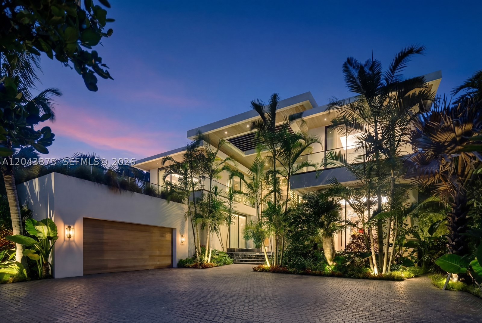 58 La Gorce Cir Miami Beach, FL 33141