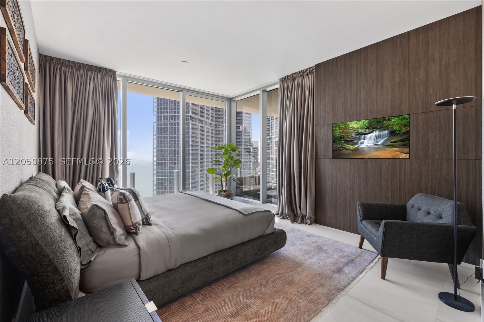 300 Biscayne Blvd Way #3104 Miami, FL 33131