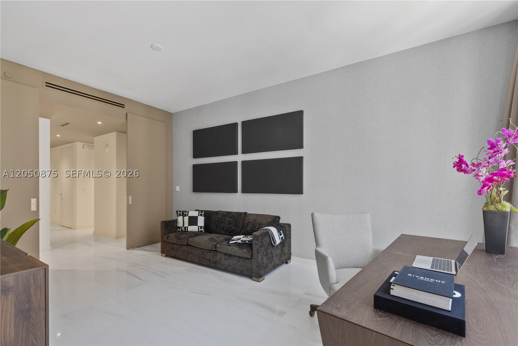 300 Biscayne Blvd Way #3104 Miami, FL 33131