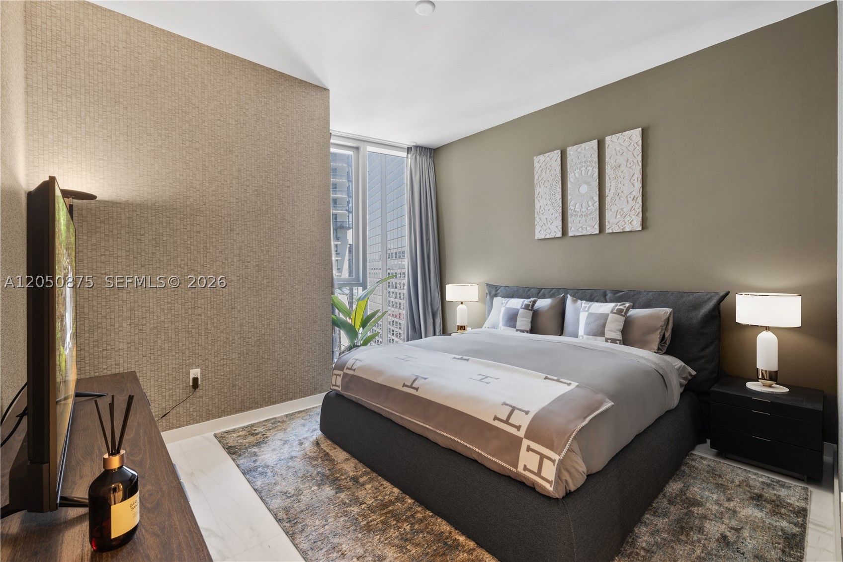 300 Biscayne Blvd Way #3104 Miami, FL 33131